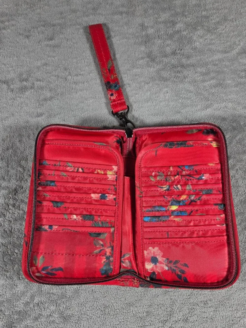 Lug Tandem Zip RFID Wristlet Wallet in Bouquet Red Floral Pattern Full Zip